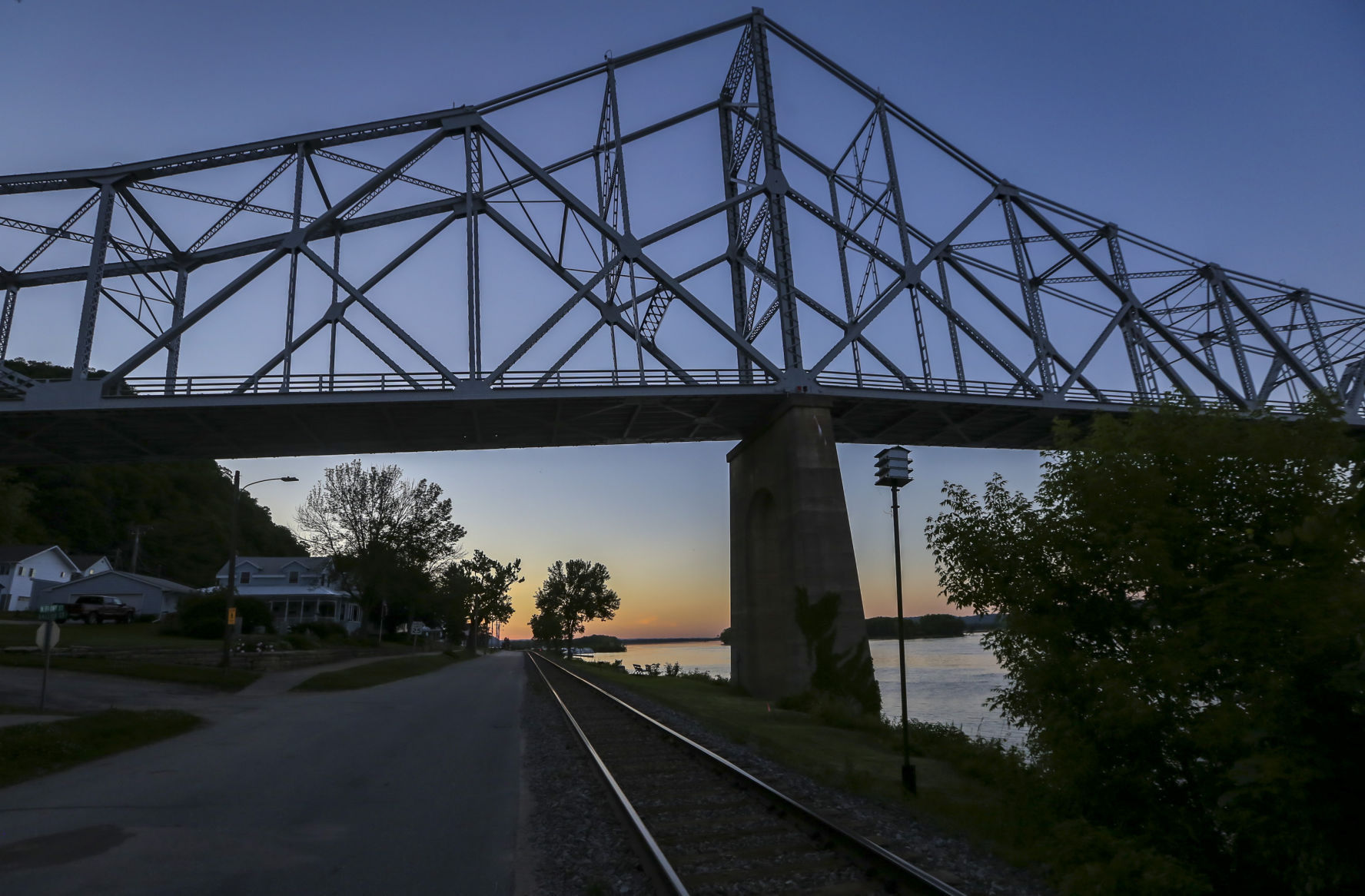 THE GREAT RIVER-0051